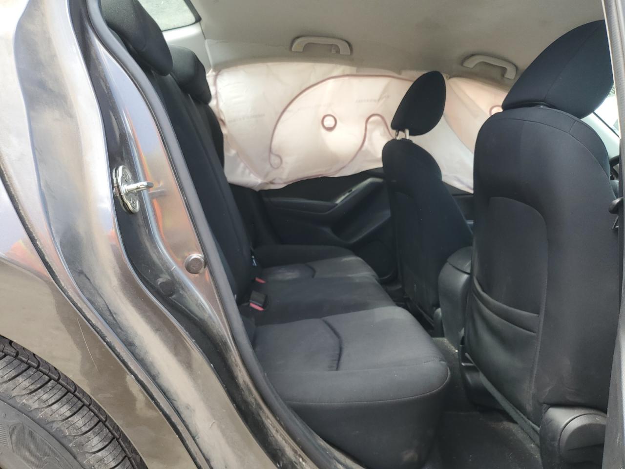 2016 Mazda 3 - Image 10