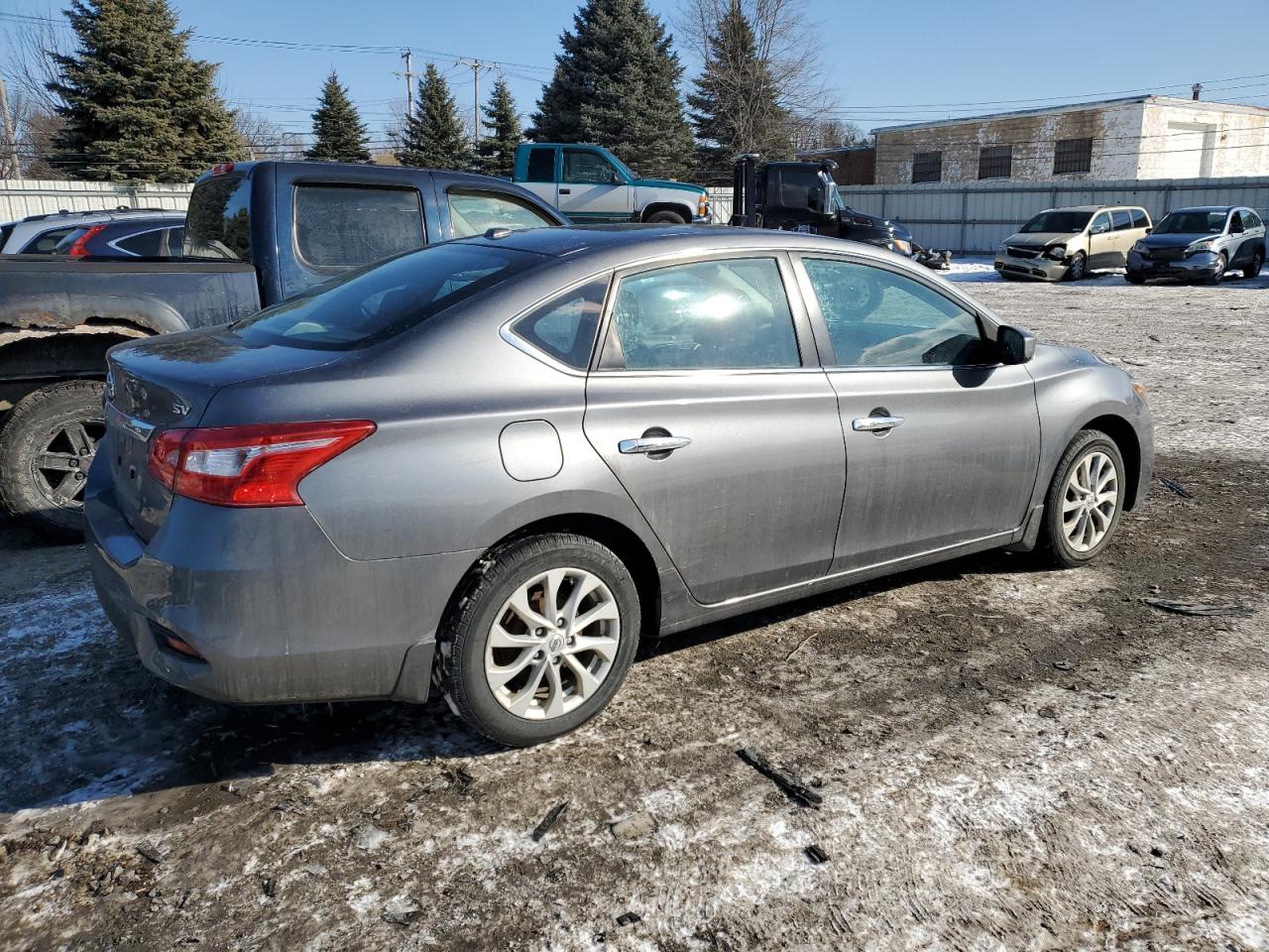 2019 Nissan Sentra - Image 3