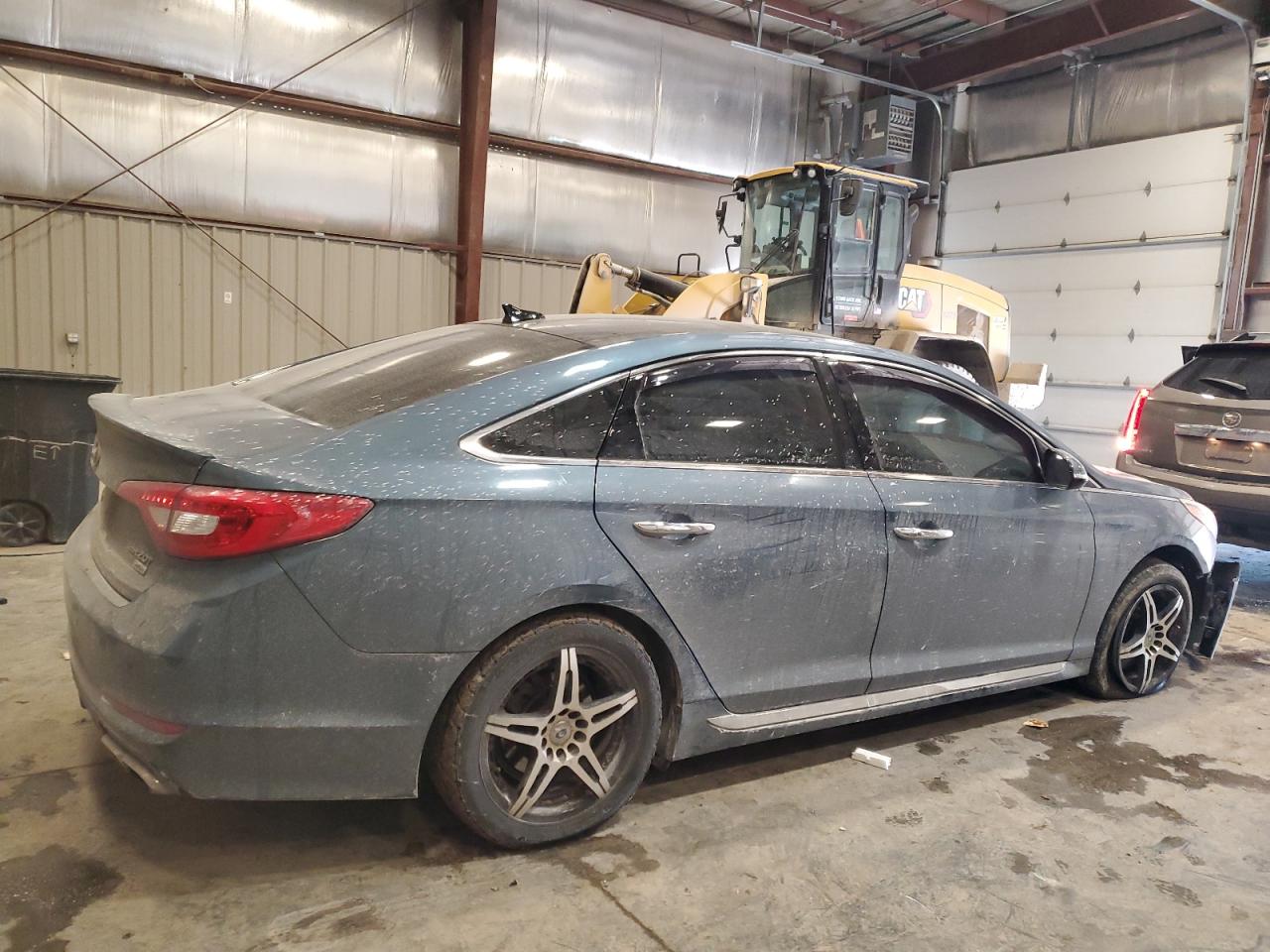 2015 Hyundai Sonata - Image 3