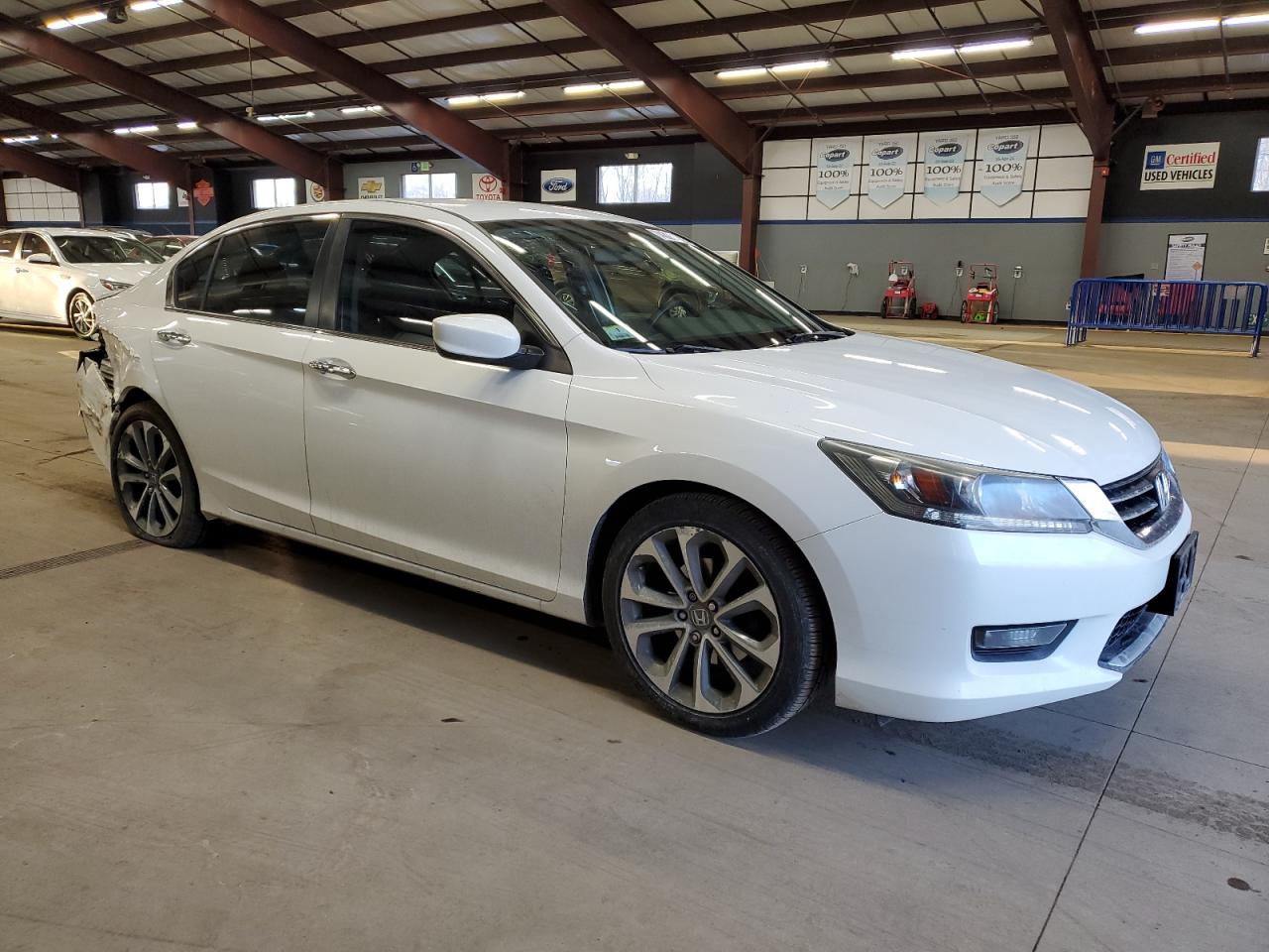 2015 Honda Accord - Image 4