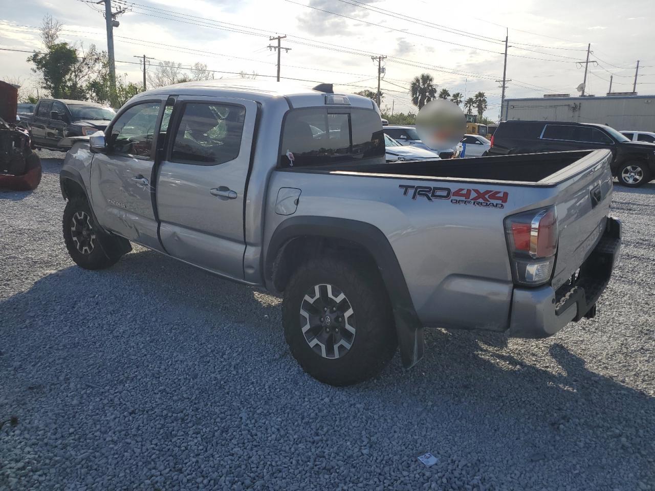 2020 Toyota Tacoma - Image 2