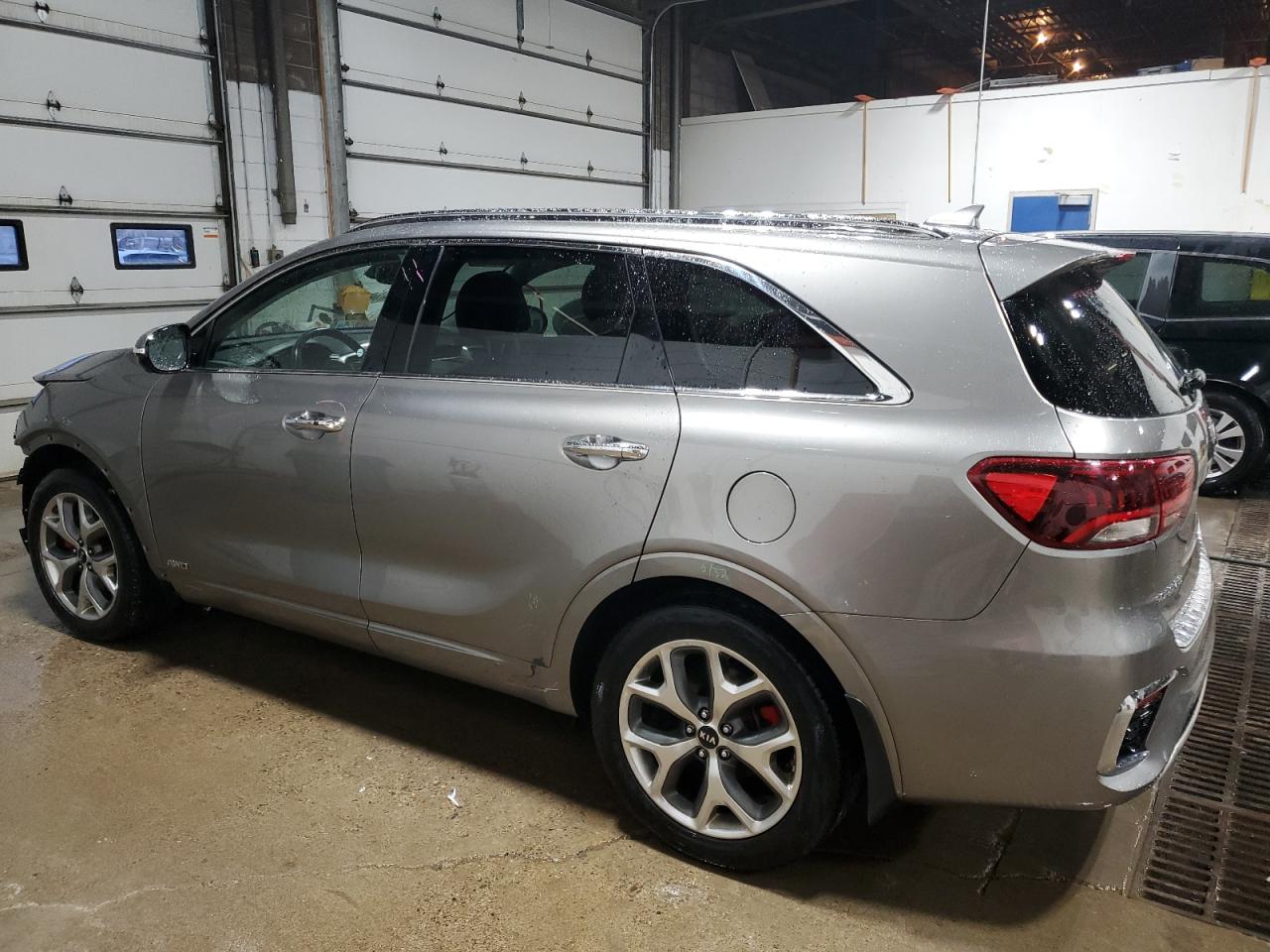 2019 Kia Sorento - Image 2