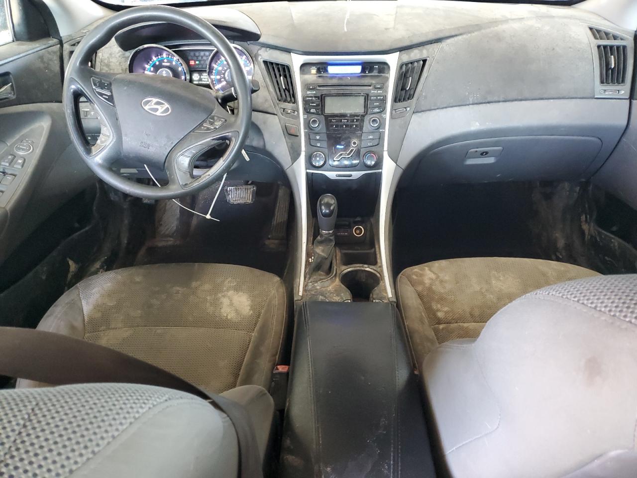 2013 Hyundai Sonata - Image 8
