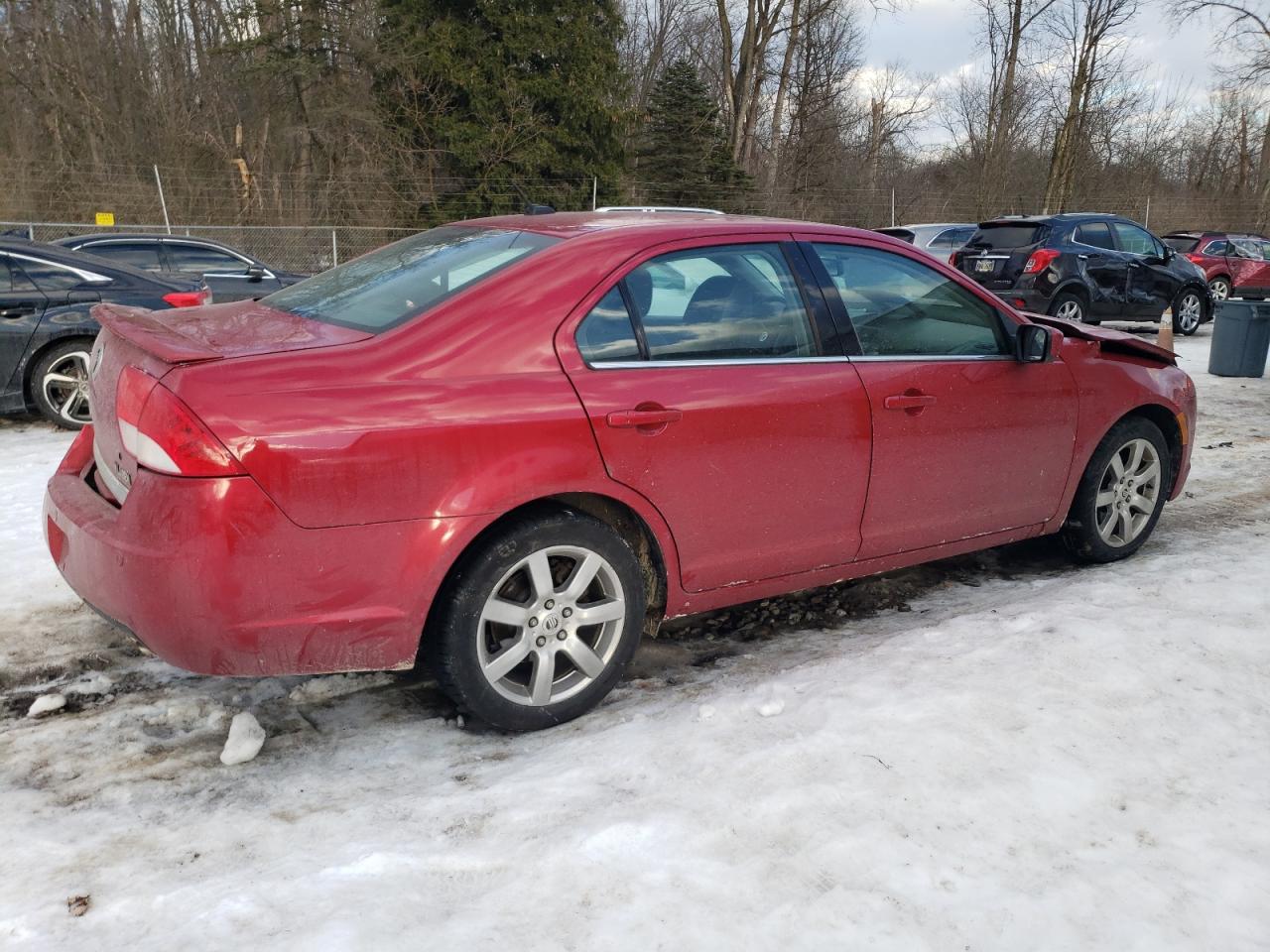 2010 Mercury Milan - Image 3