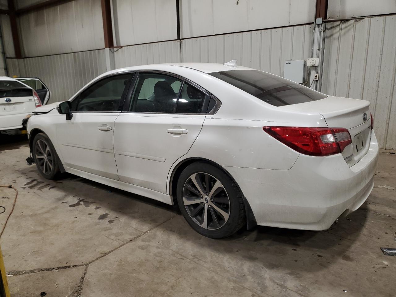 2017 Subaru Legacy - Image 2