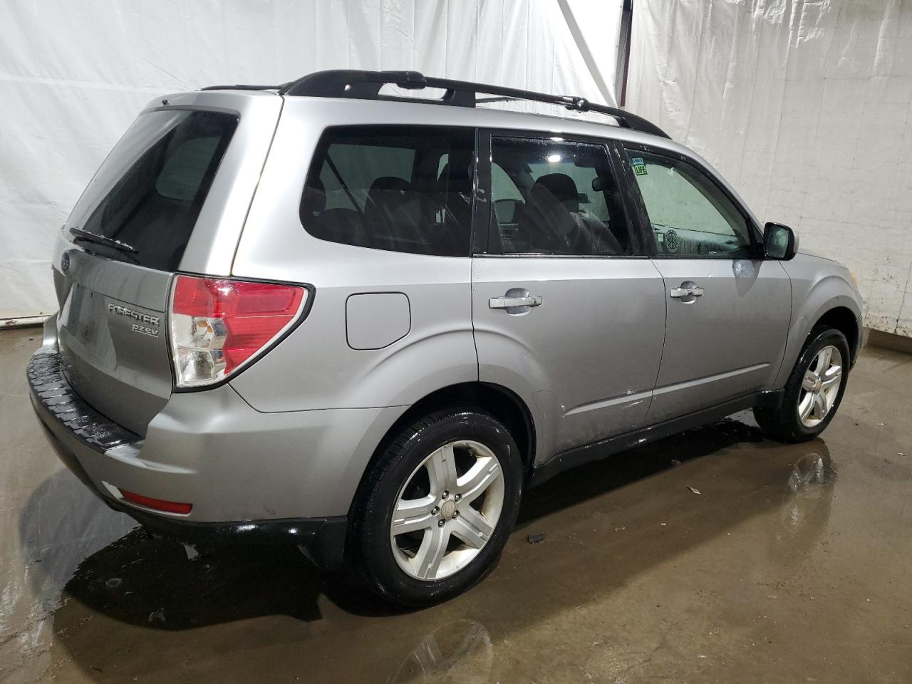 2010 Subaru Forester - Image 3