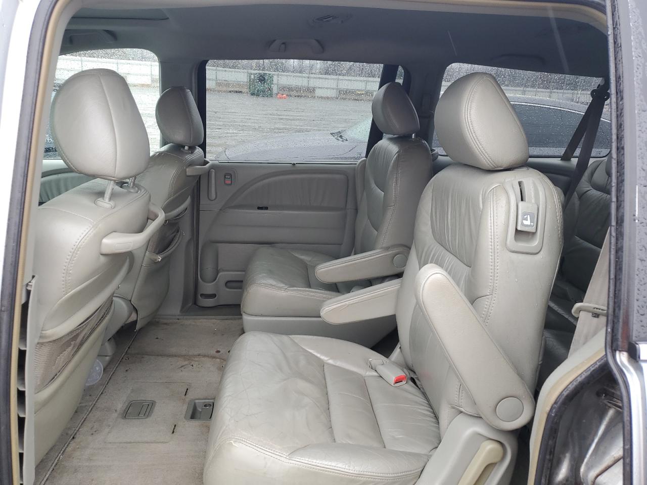 2006 Honda Odyssey - Image 11