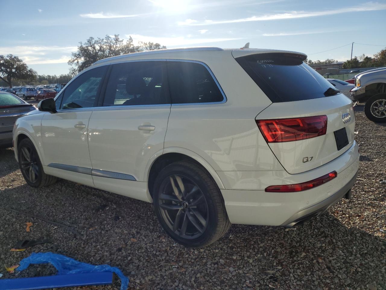 VIN WA1VAAF77JD008226 2018 AUDI Q7 no.2