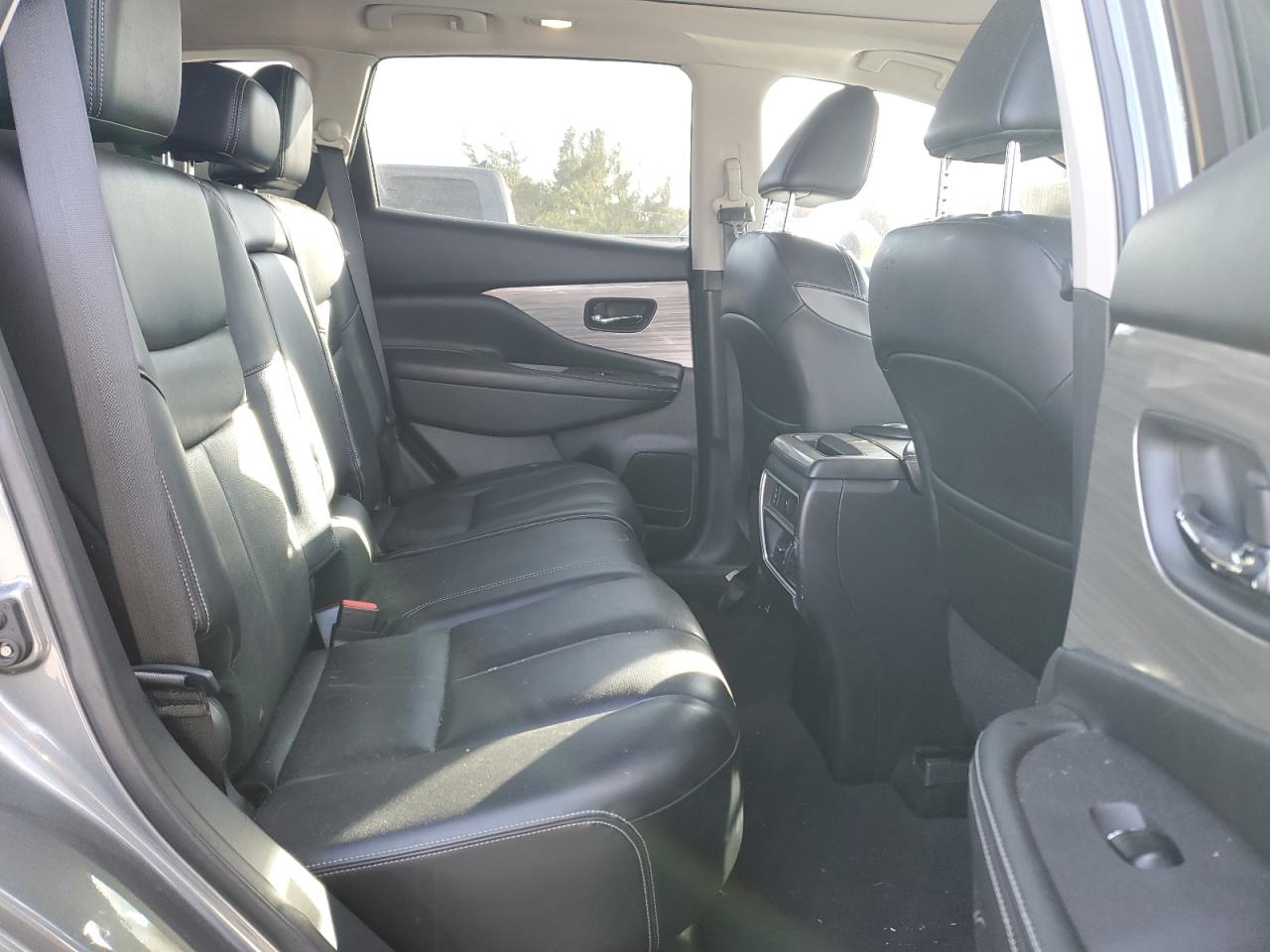 2017 Nissan Murano - Image 11