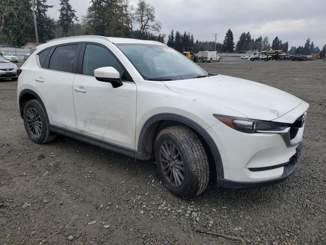 2017 Mazda CX-5 - Image 4