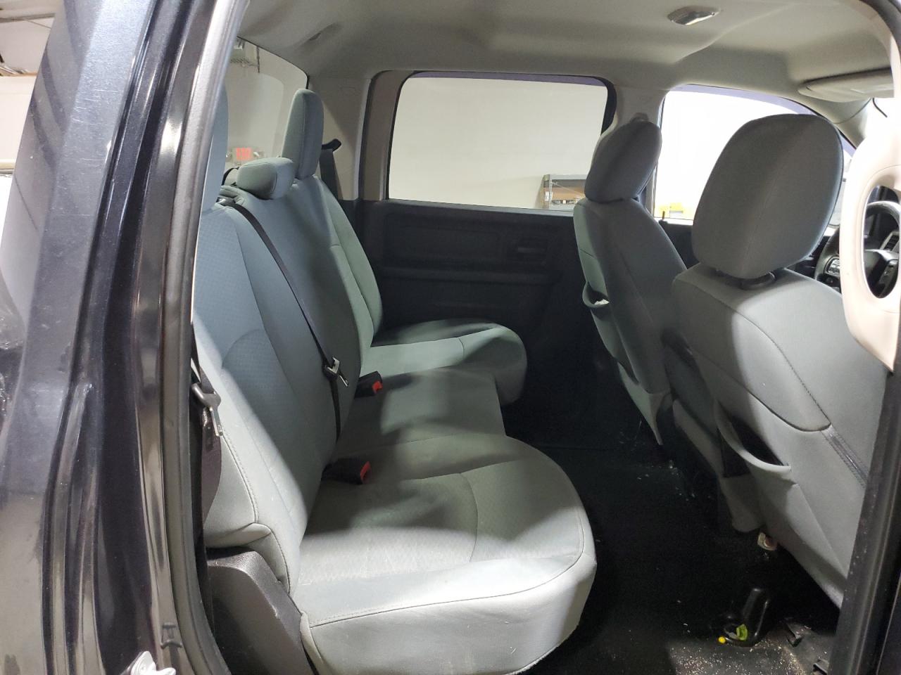 2013 RAM 1500 - Image 10