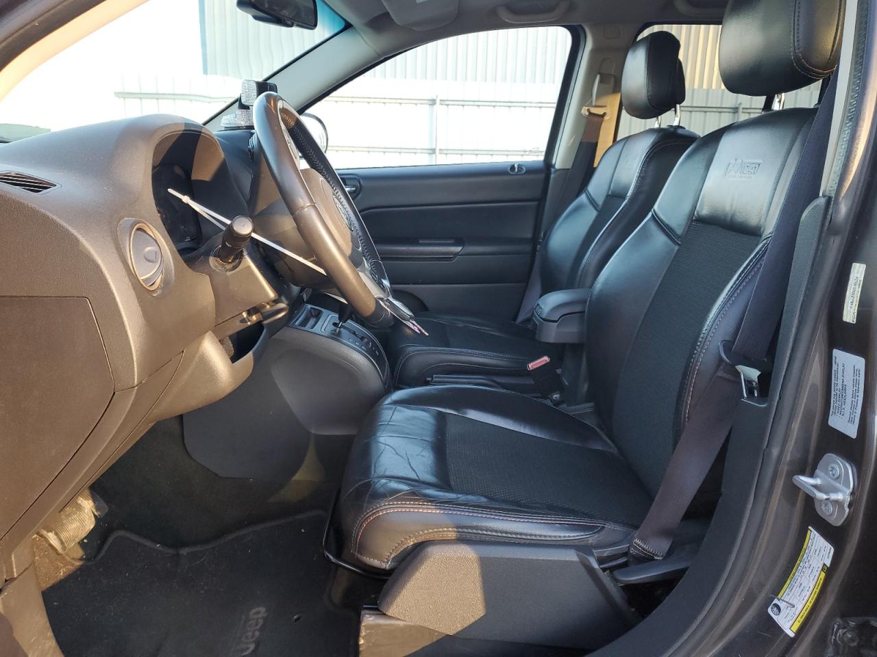 2016 Jeep Compass - Image 7