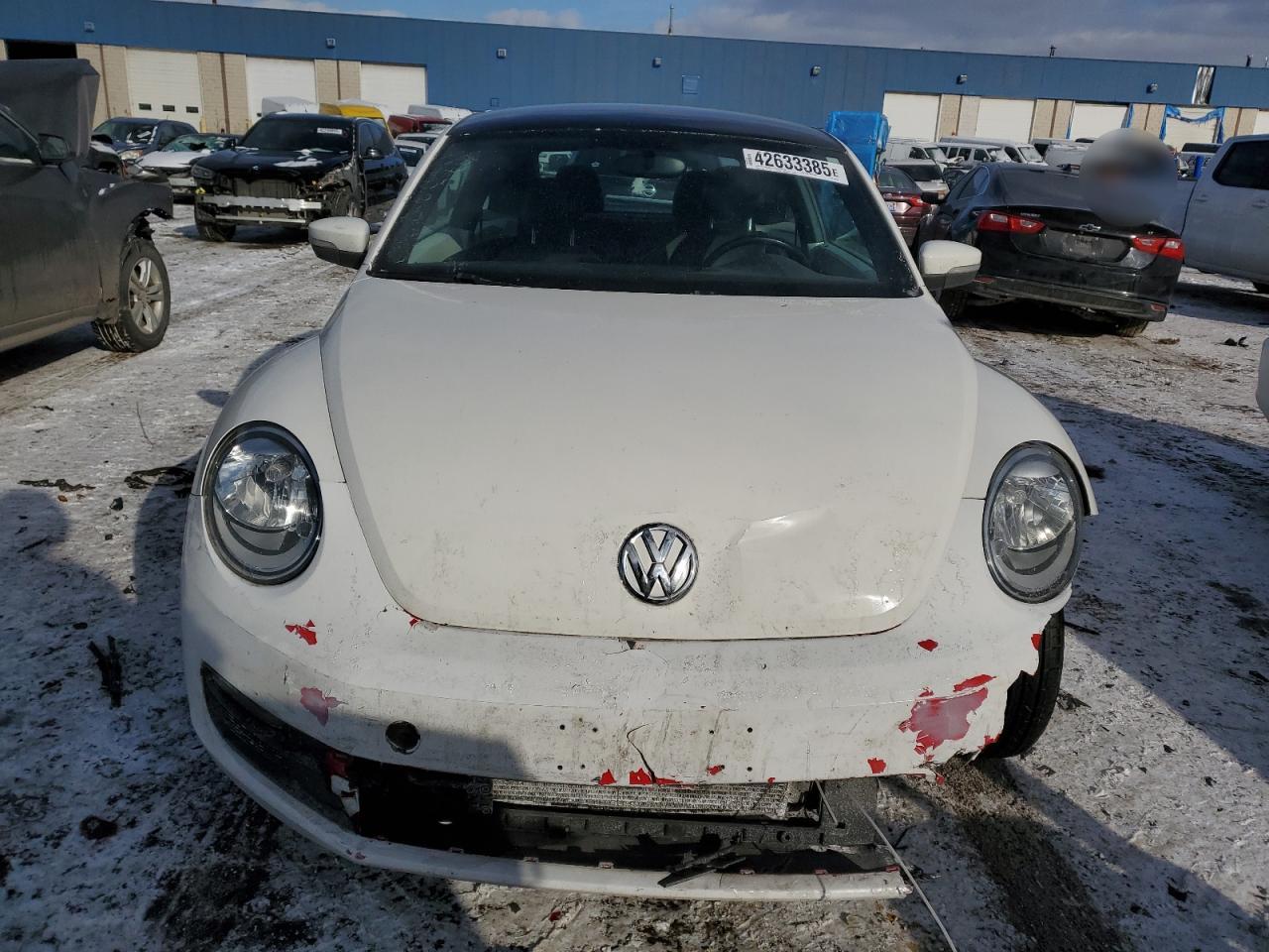 2012 Volkswagen Beetle - Image 5