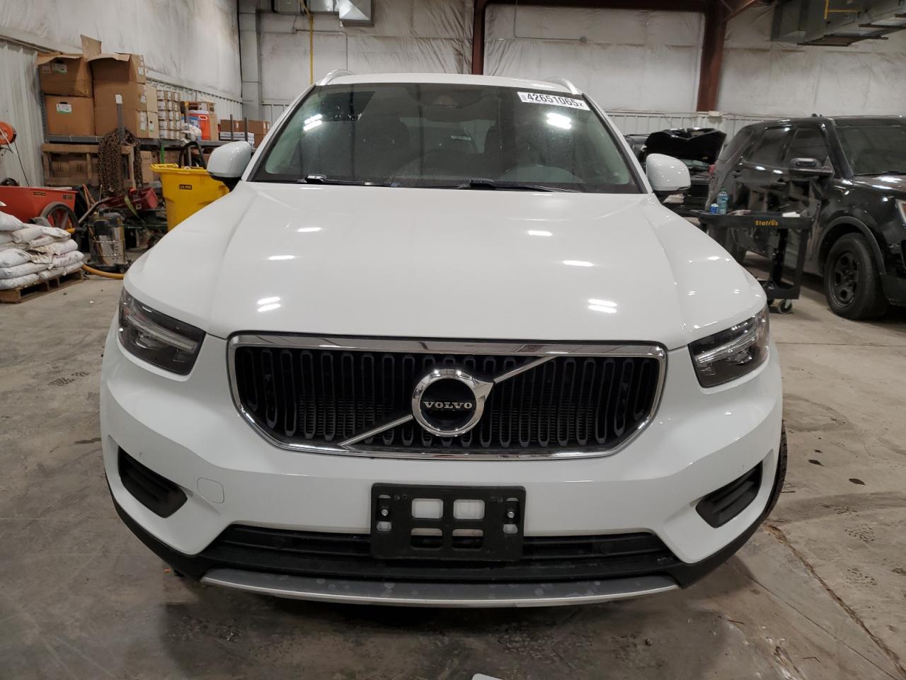2020 Volvo XC40 - Image 5