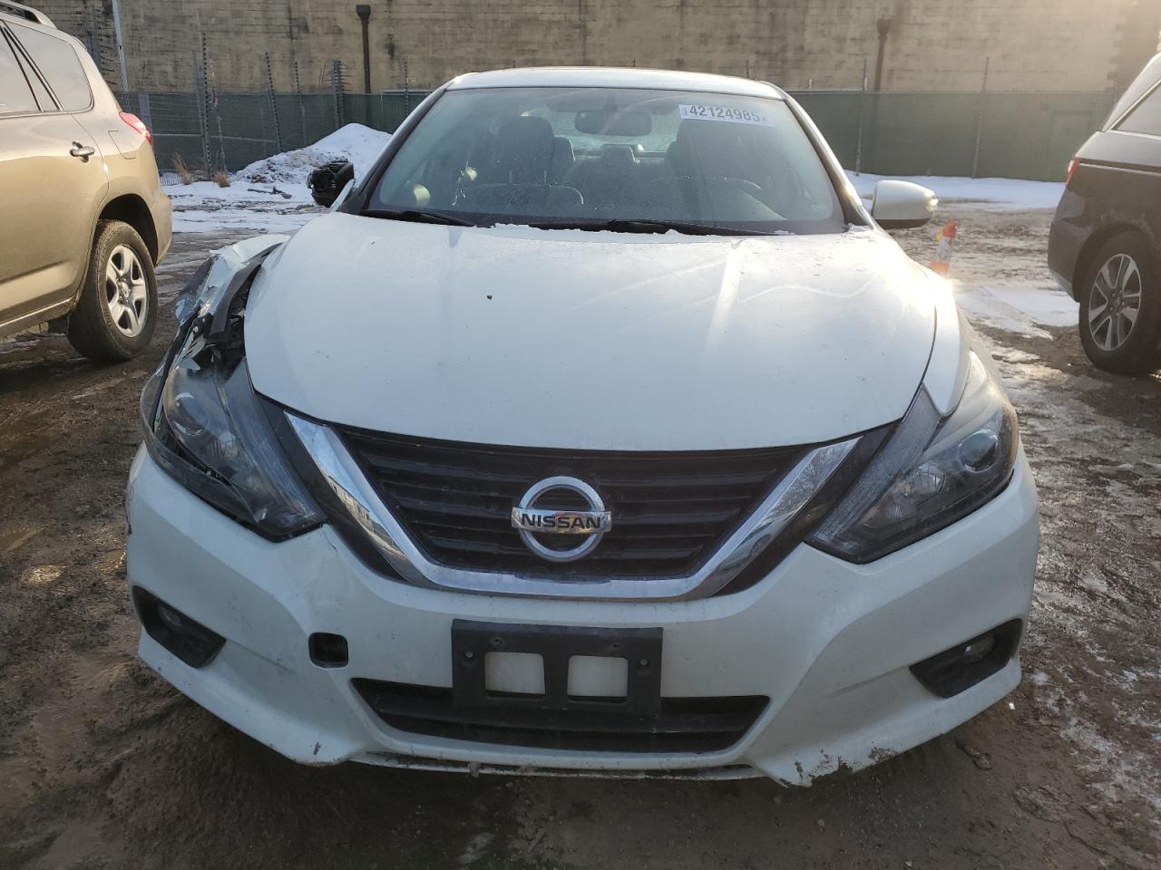 2018 Nissan Altima - Image 5