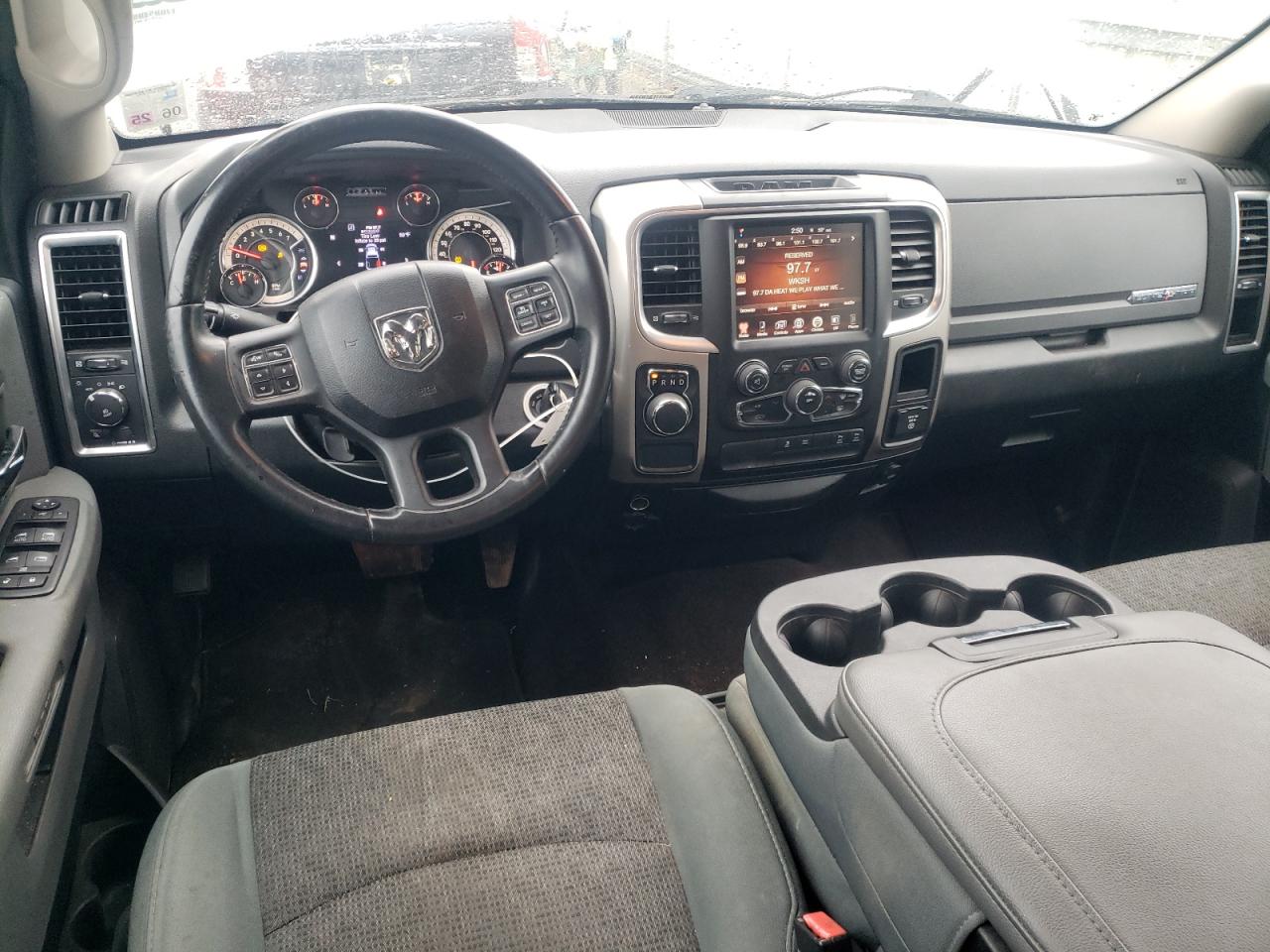 2016 RAM 1500 - Image 8
