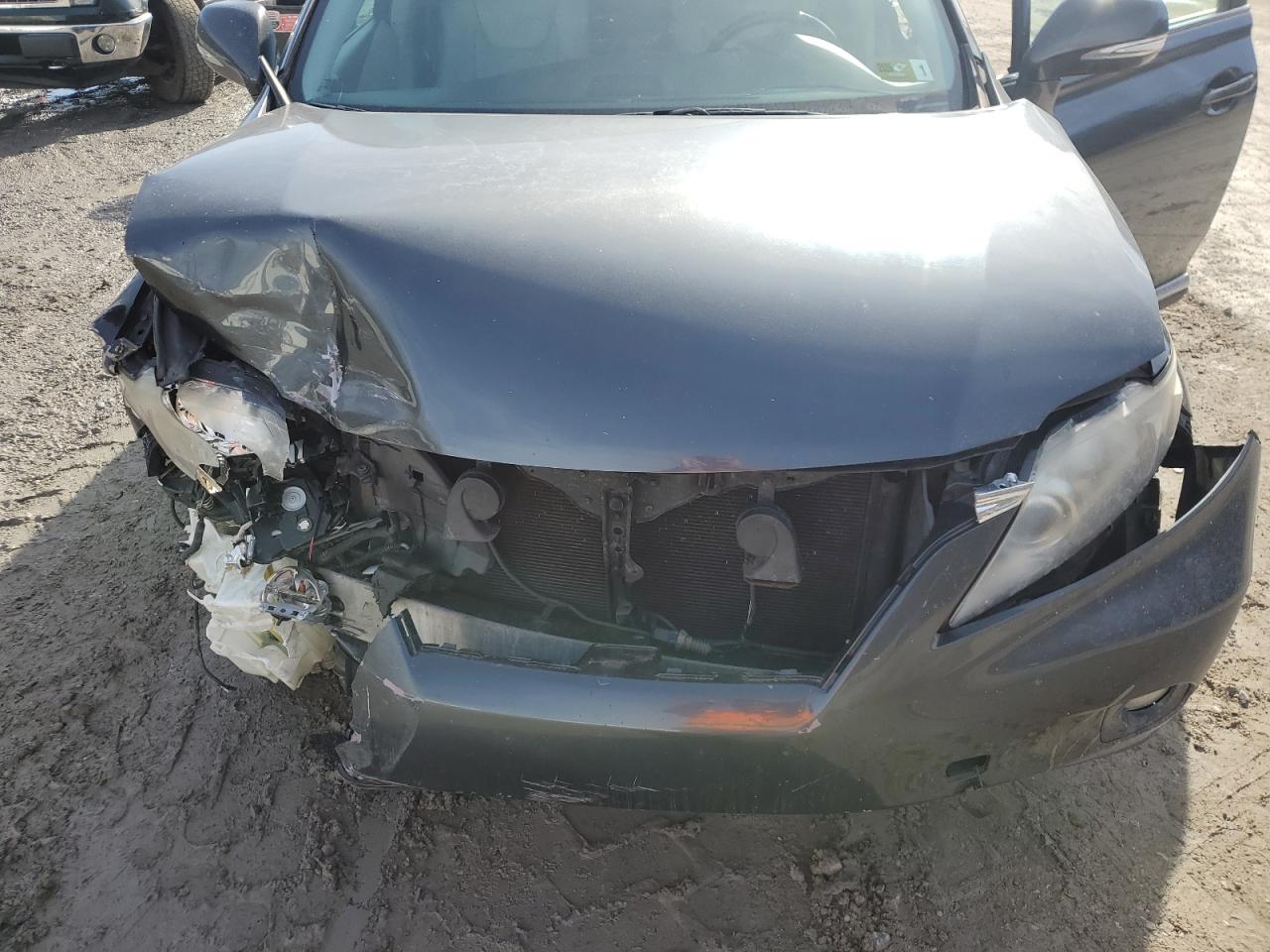 2010 Lexus RX - Image 12