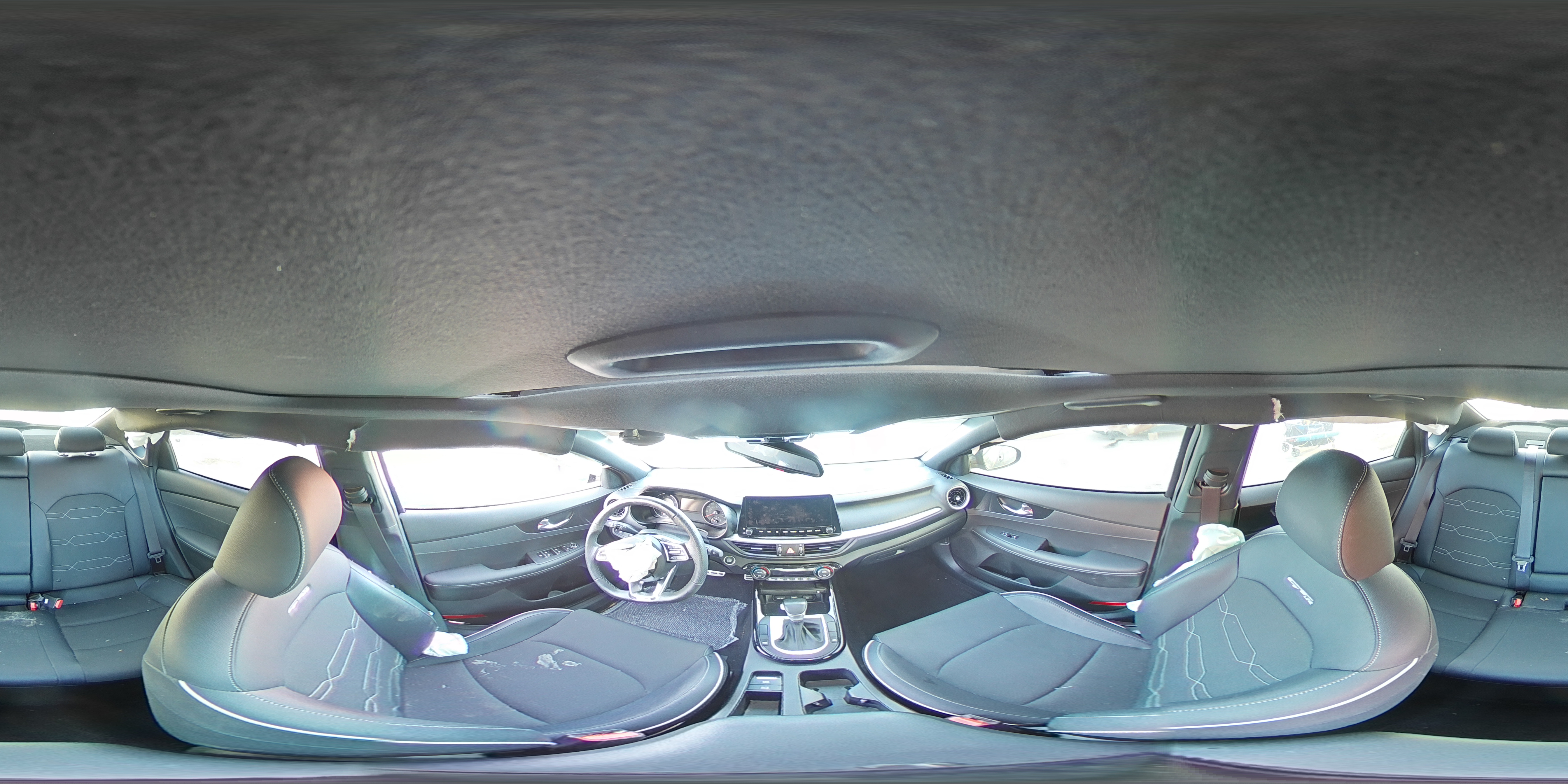 2023 Kia Forte - Image 12