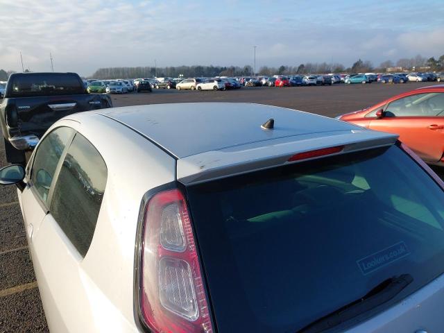 2012 FIAT PUNTO GBT