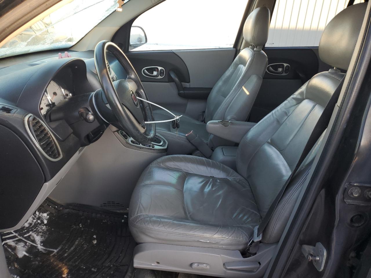 2004 Saturn VUE - Image 7