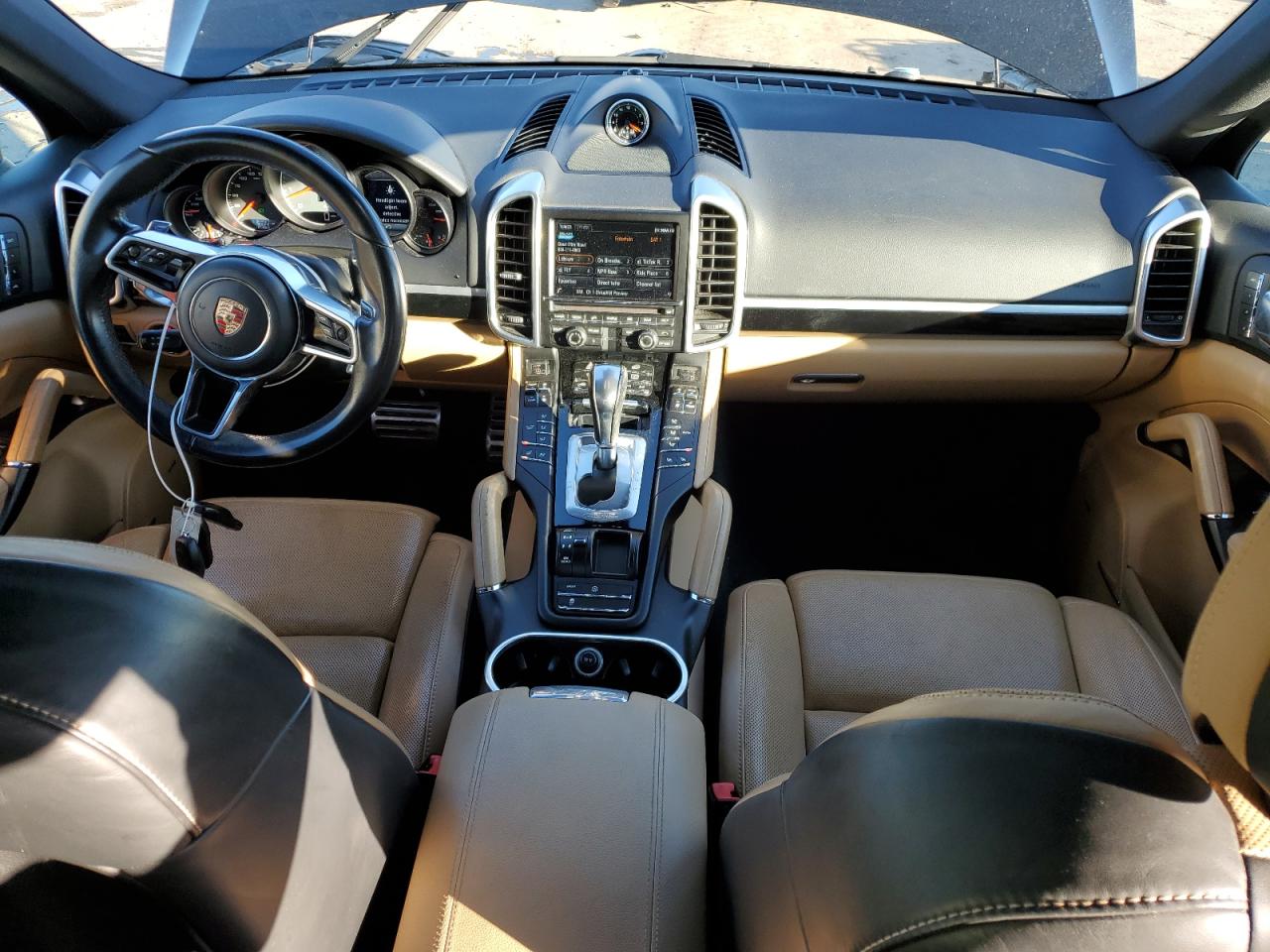 2015 Porsche Cayenne S VIN: WP1AB2A27FLA61085 Lot: 42146805