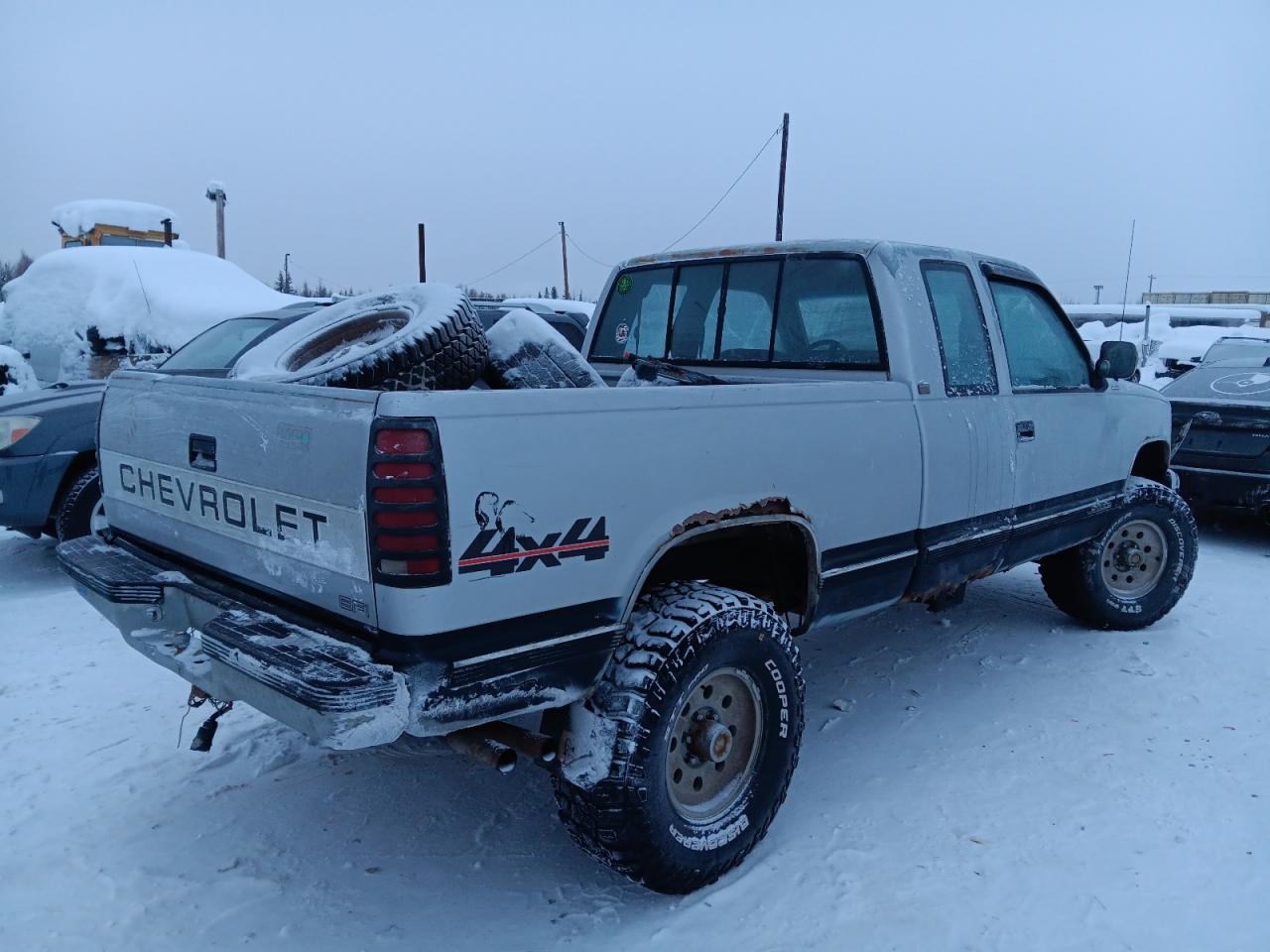 1989 Chevrolet GMT-400 - Image 3