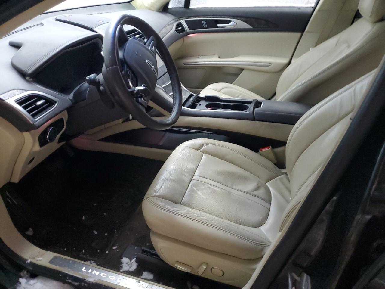 2015 Lincoln MKZ - Image 7
