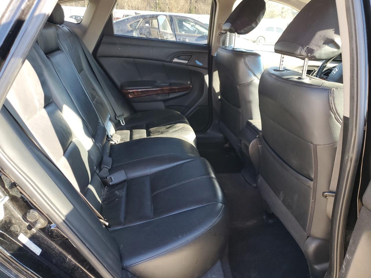 2010 Honda Accord - Image 10