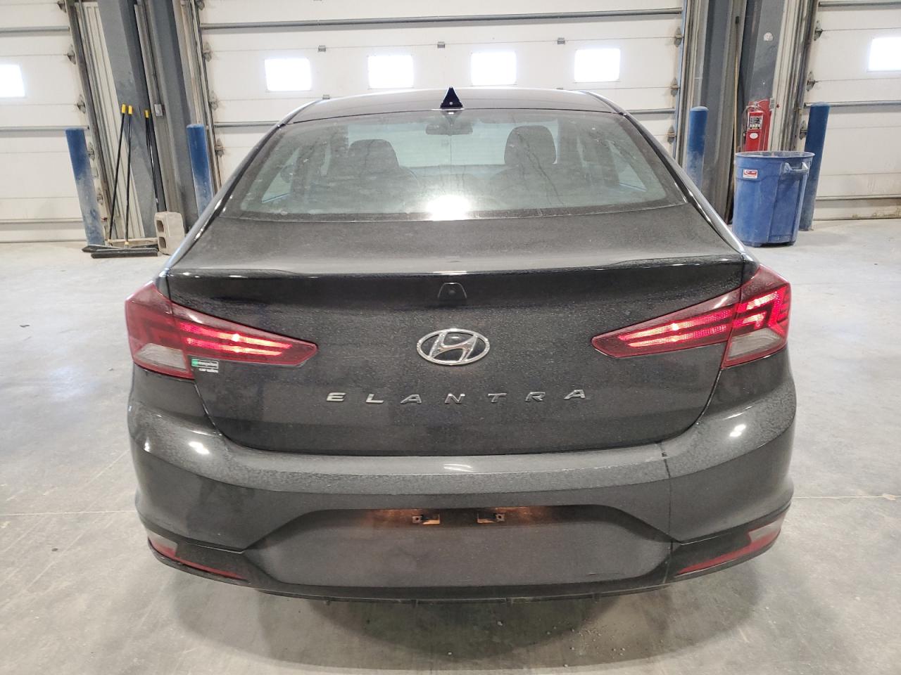 2019 Hyundai Elantra - Image 6
