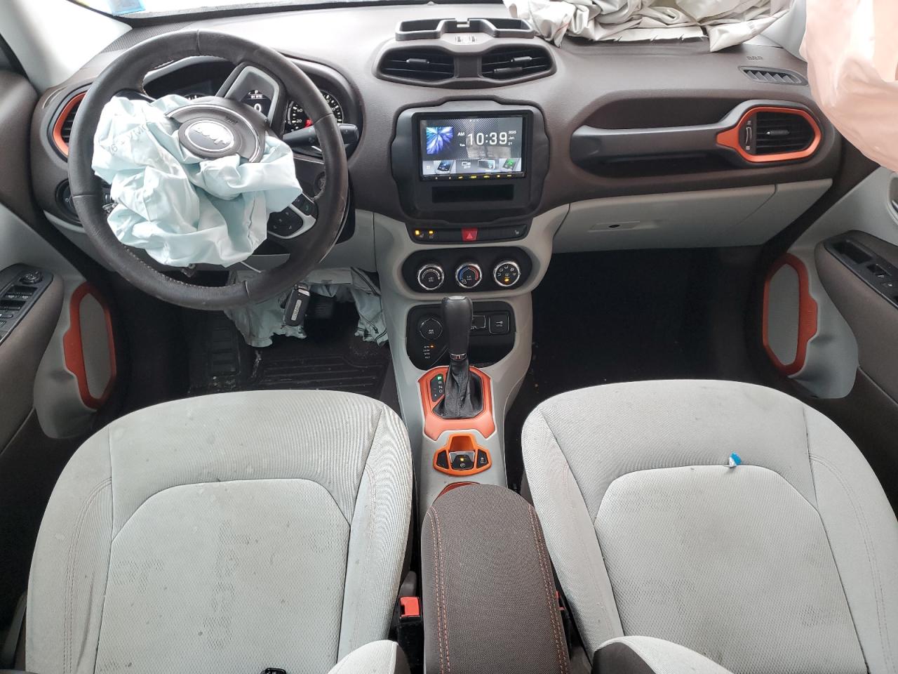 2016 Jeep Renegade - Image 8