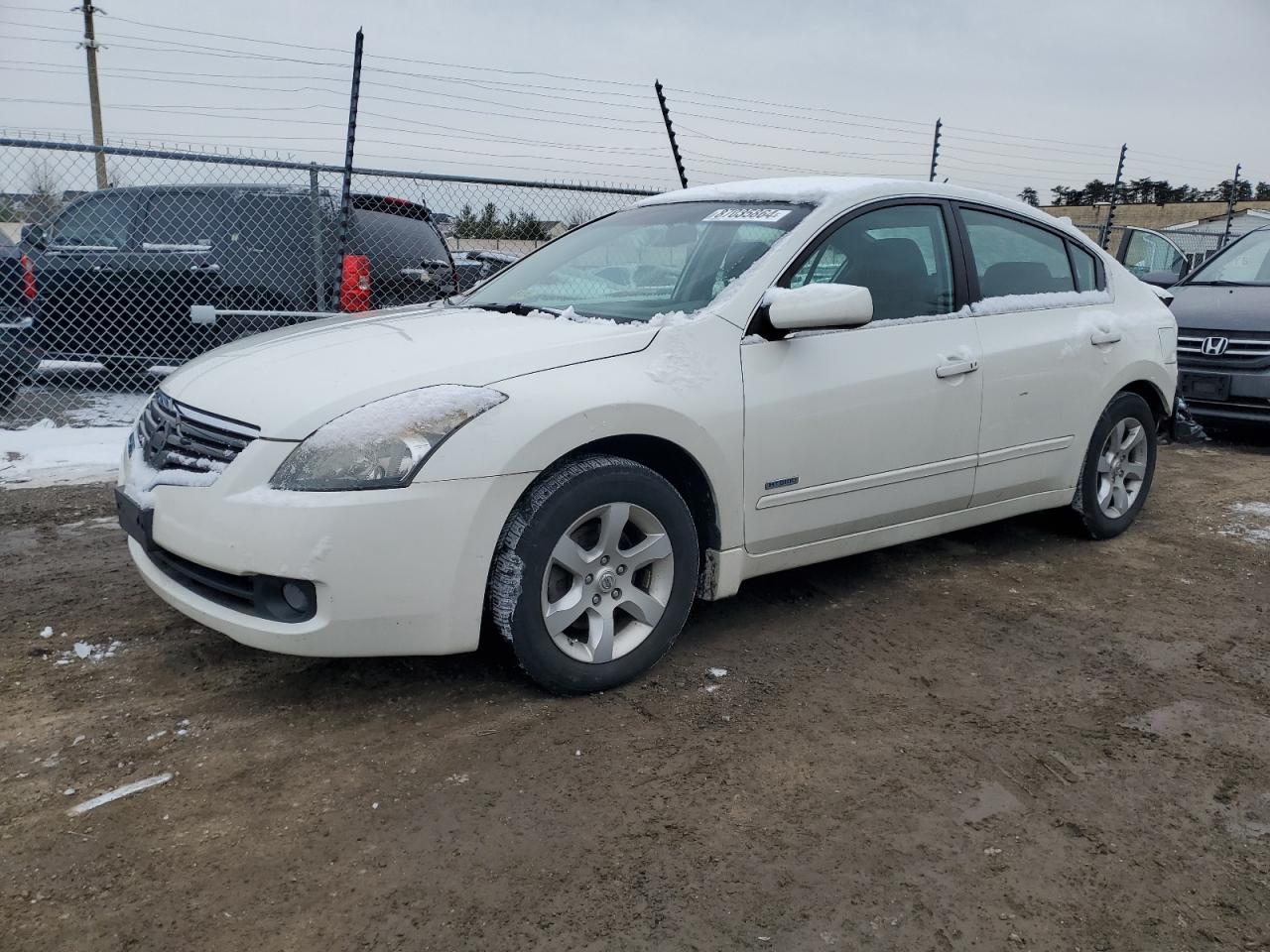 2009 Nissan Altima - Image 1