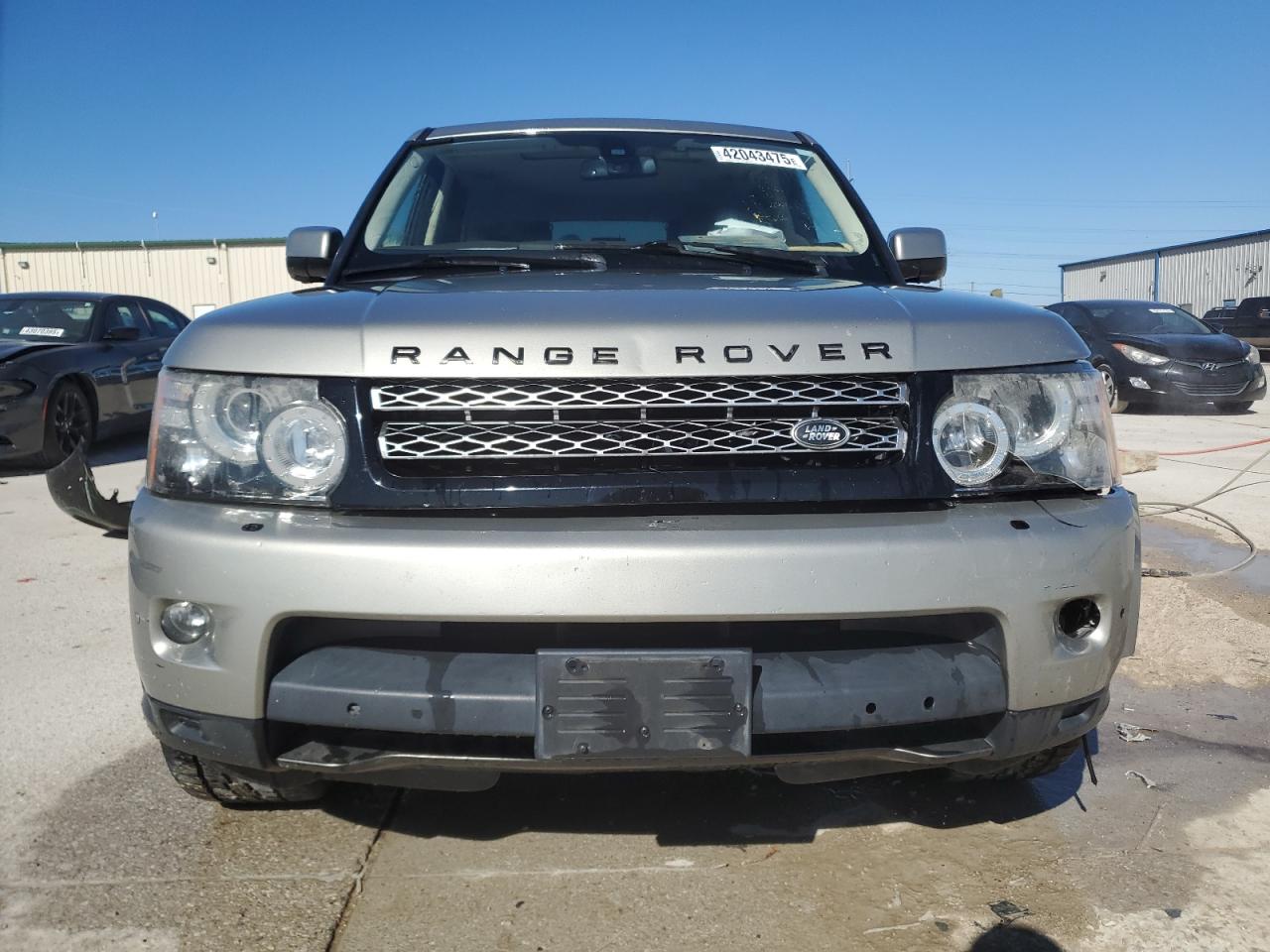 2013 Land Rover Range Rover - Image 5