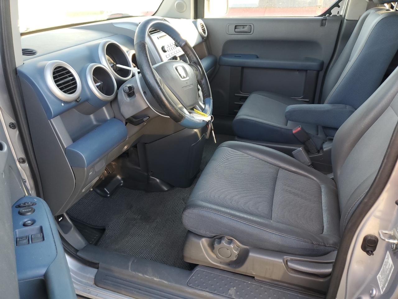 2004 Honda Element - Image 7