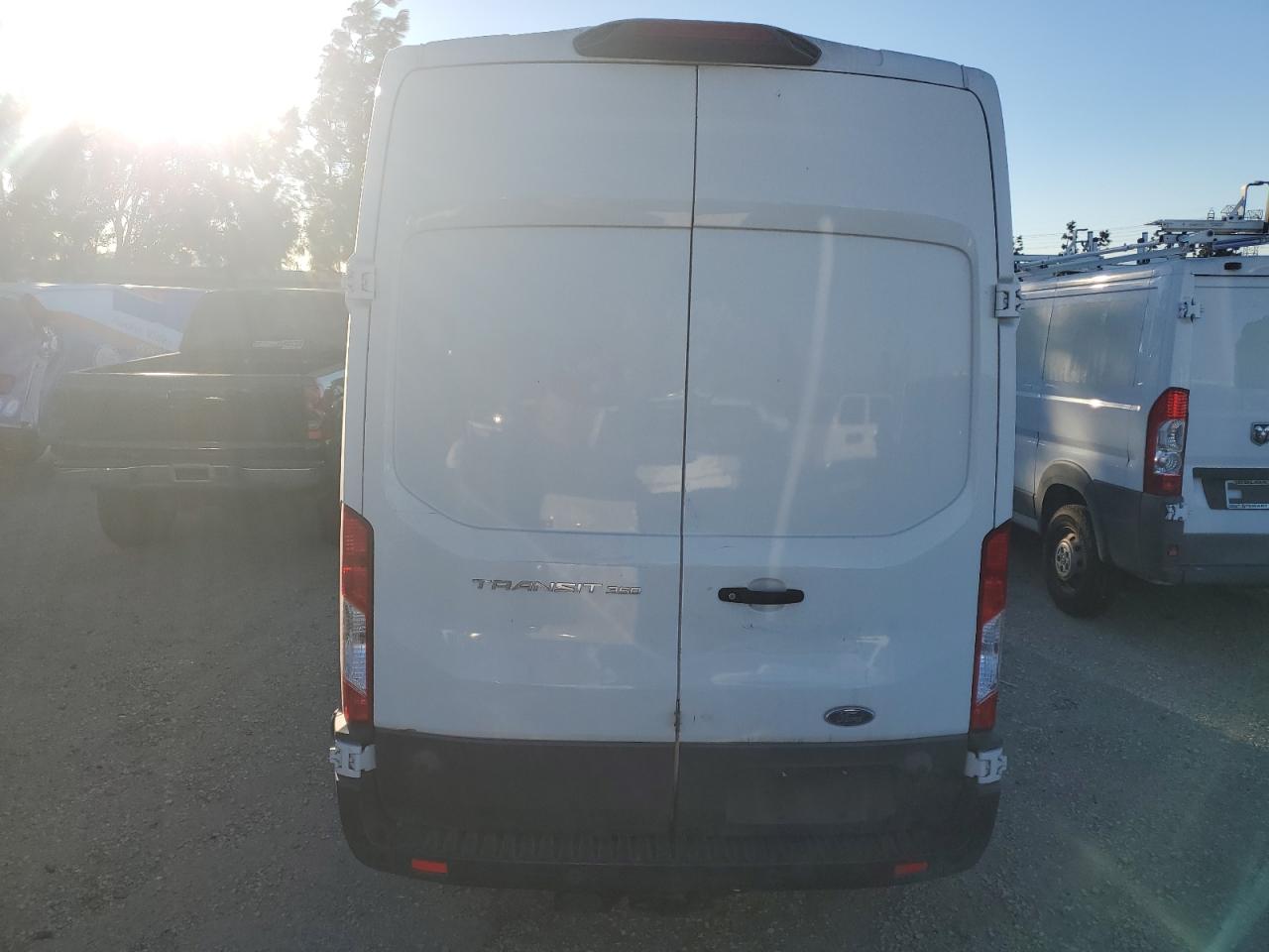 VIN 1FTBW3XM2KKA77252 2019 FORD TRANSIT no.6