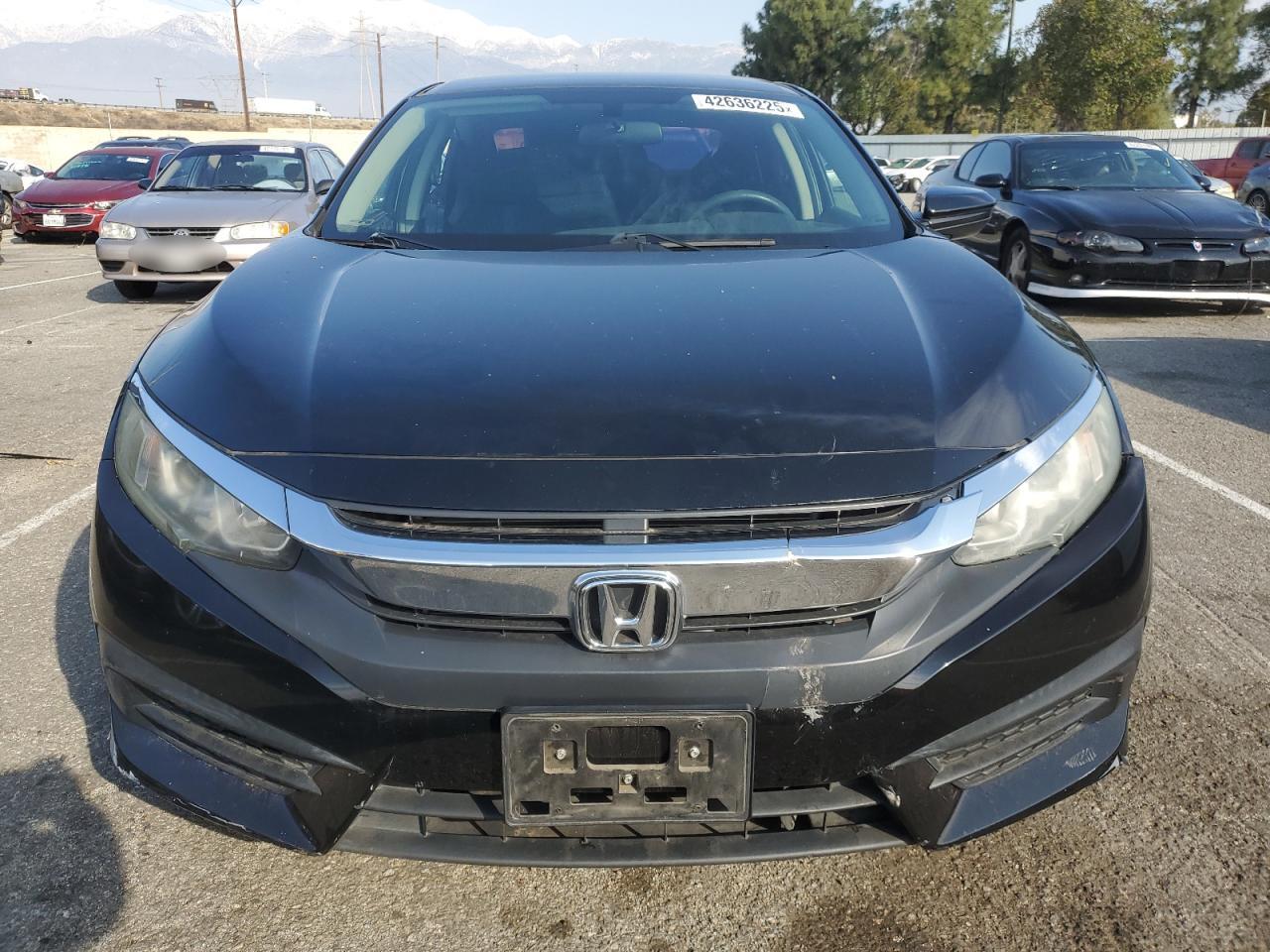 2018 Honda Civic - Image 5