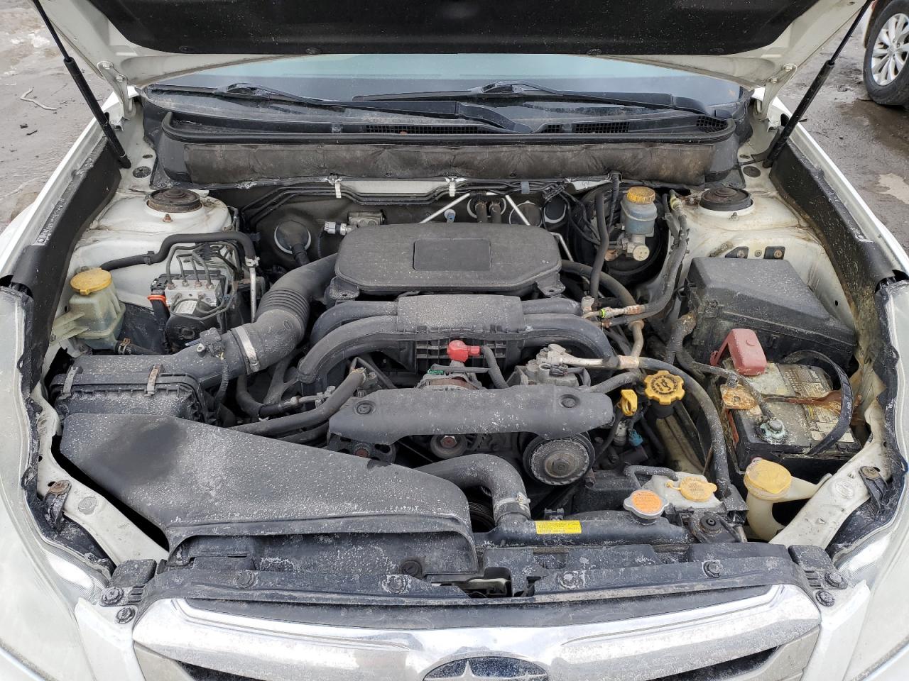 2012 Subaru Outback - Image 12