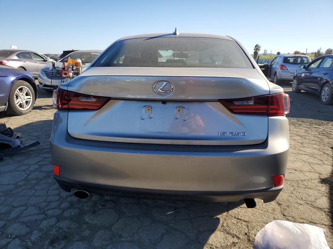 2014 Lexus IS - Image 6