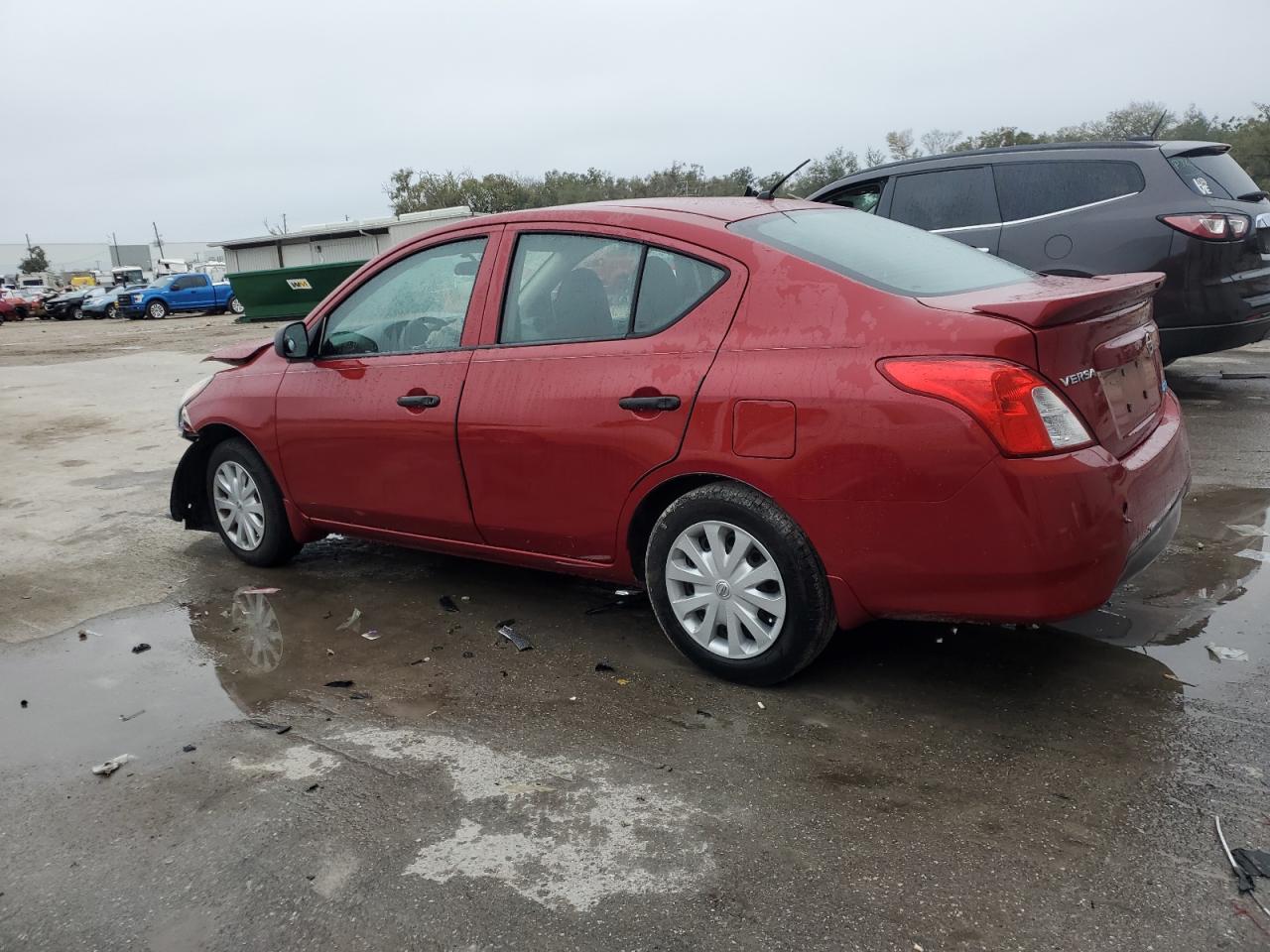 2015 Nissan Versa - Image 2