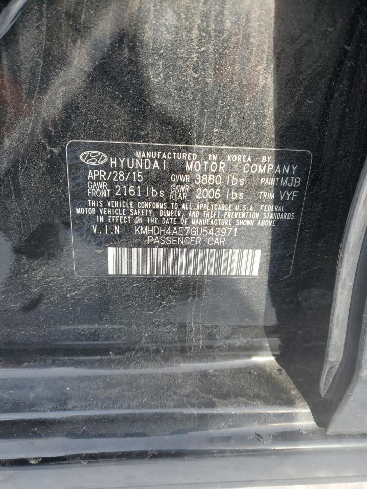 2016 Hyundai Elantra - Image 12