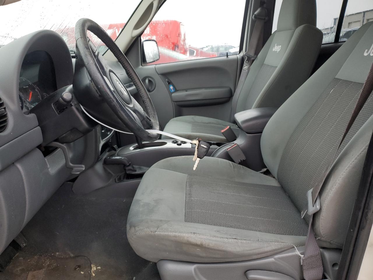 2007 Jeep Liberty (North America) - Image 7