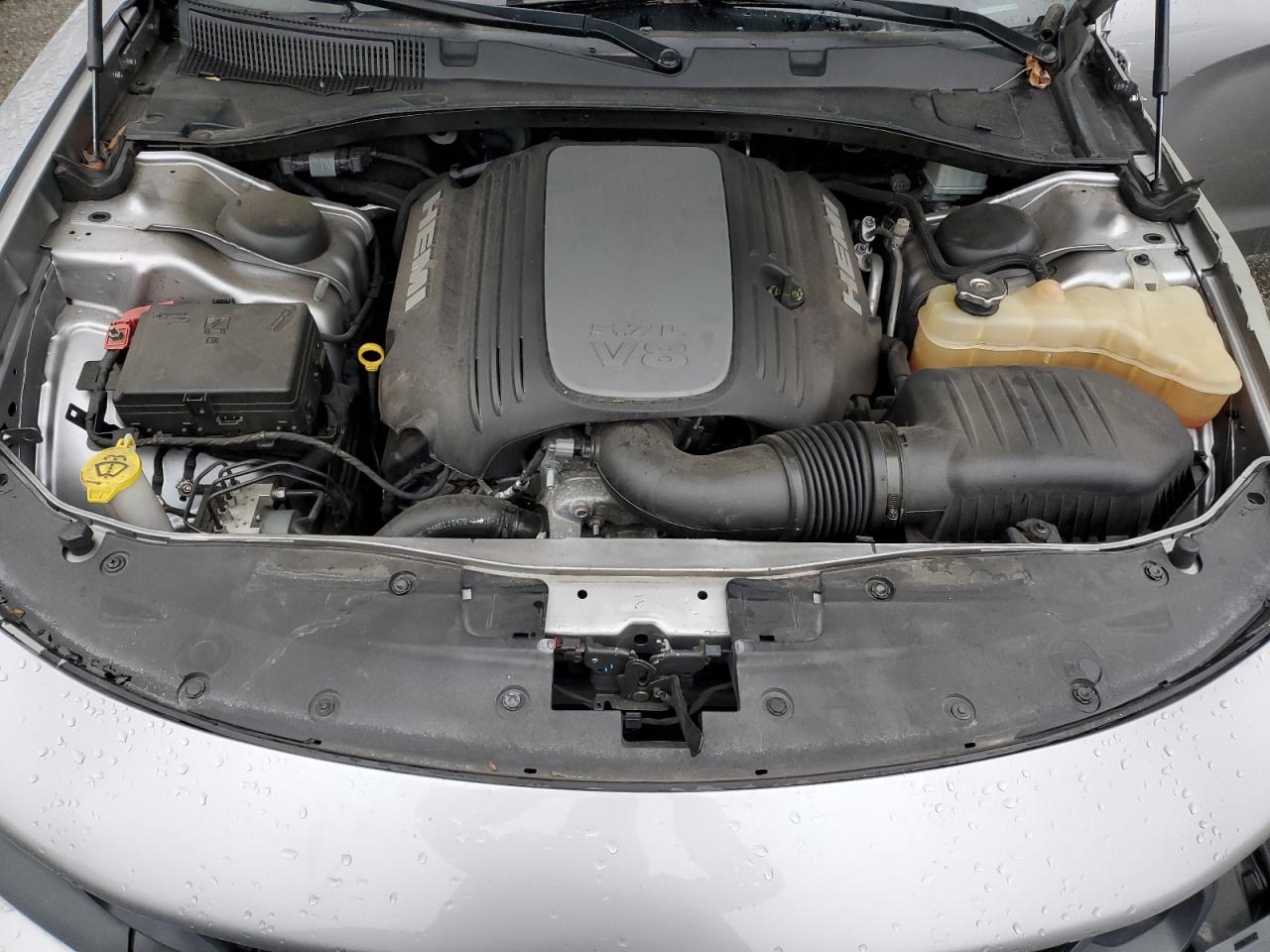 2018 Dodge Charger - Image 11