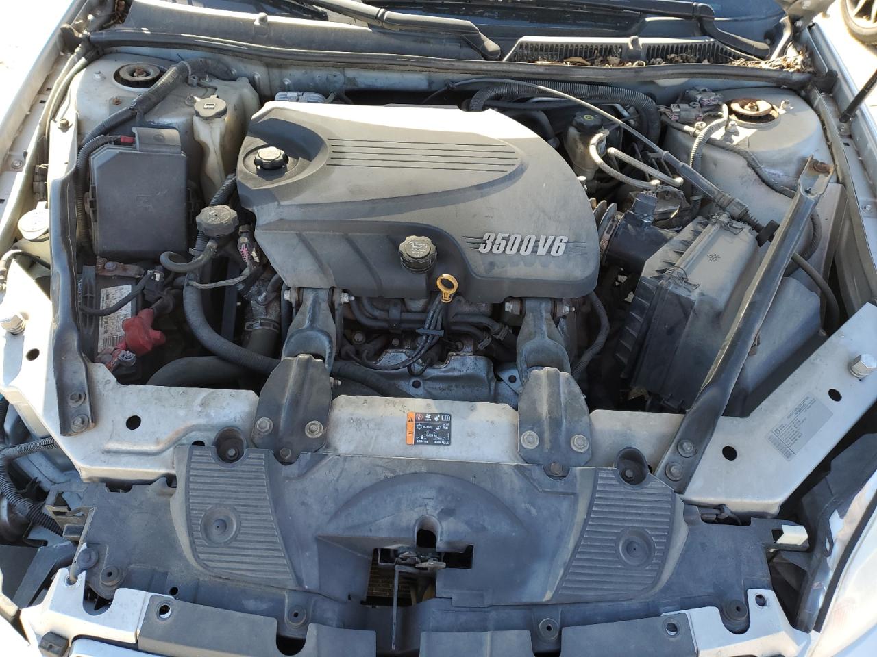 2011 Chevrolet Impala - Image 11