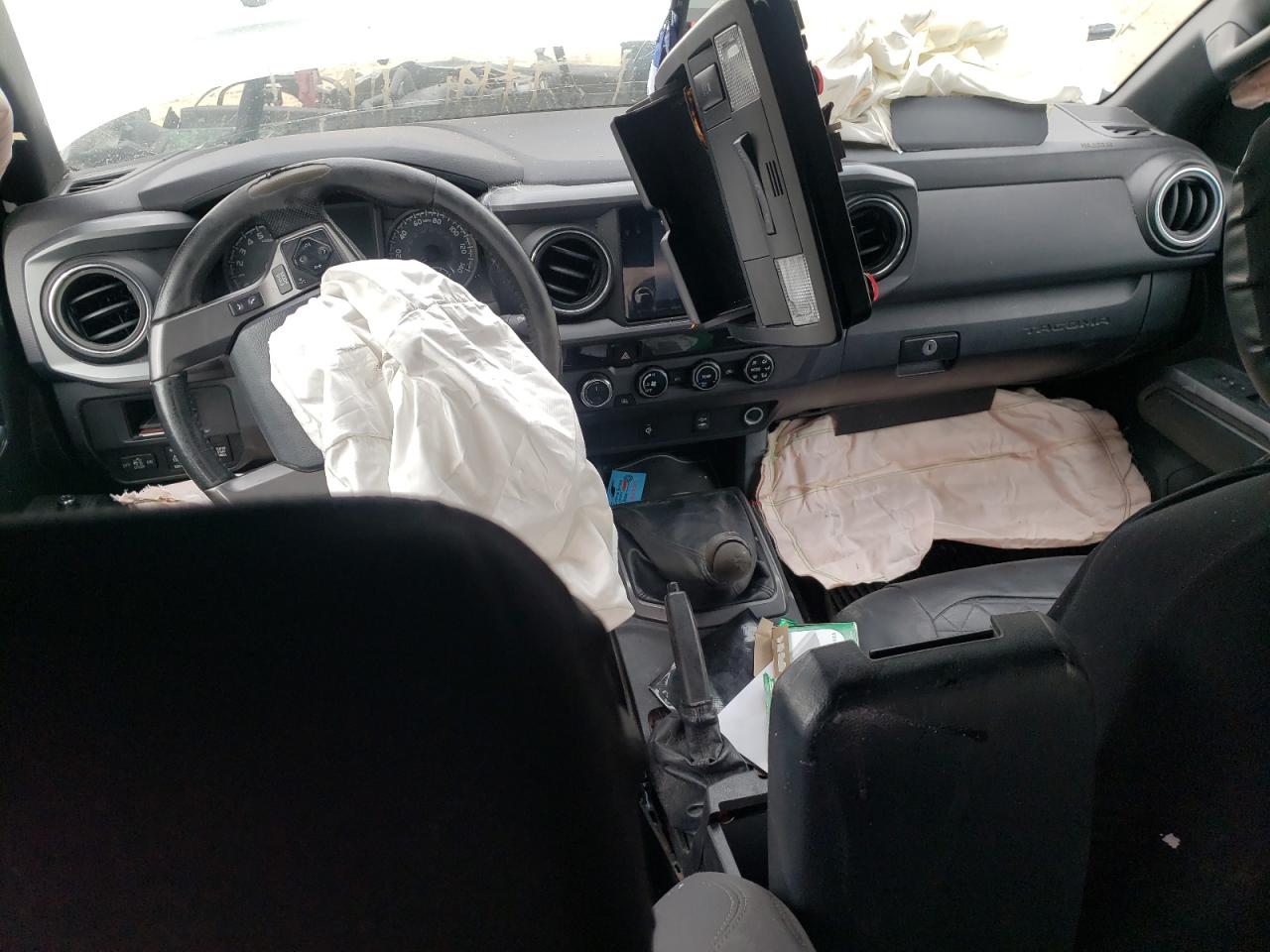 2016 Toyota Tacoma - Image 8