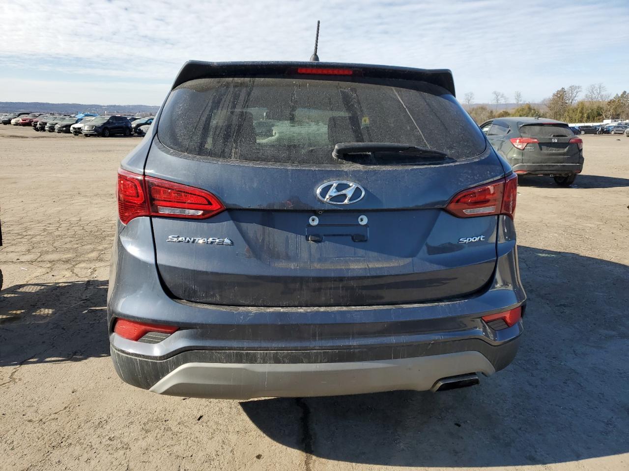 2018 Hyundai Santa Fe - Image 6