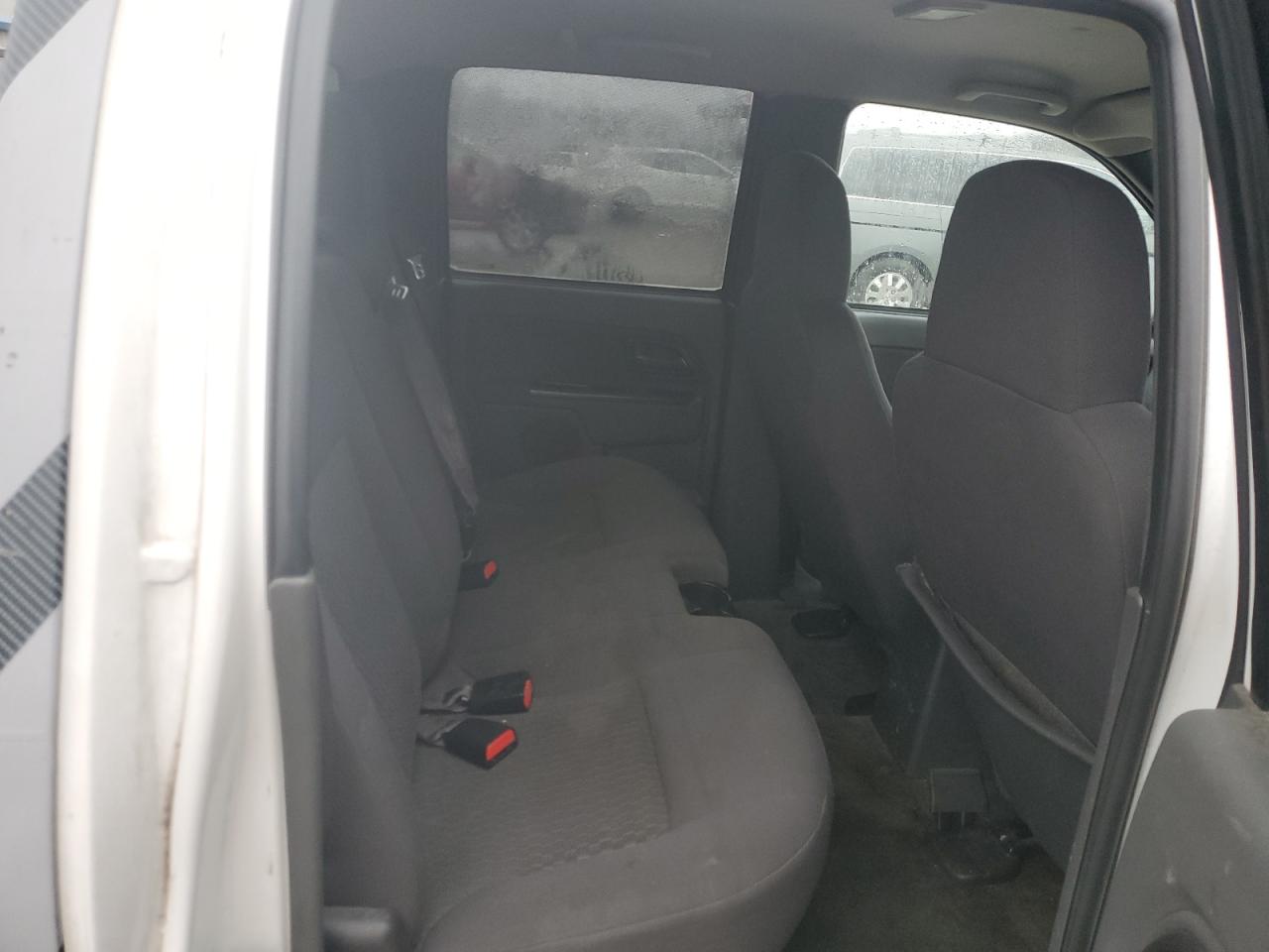 2006 GMC Canyon - Image 10
