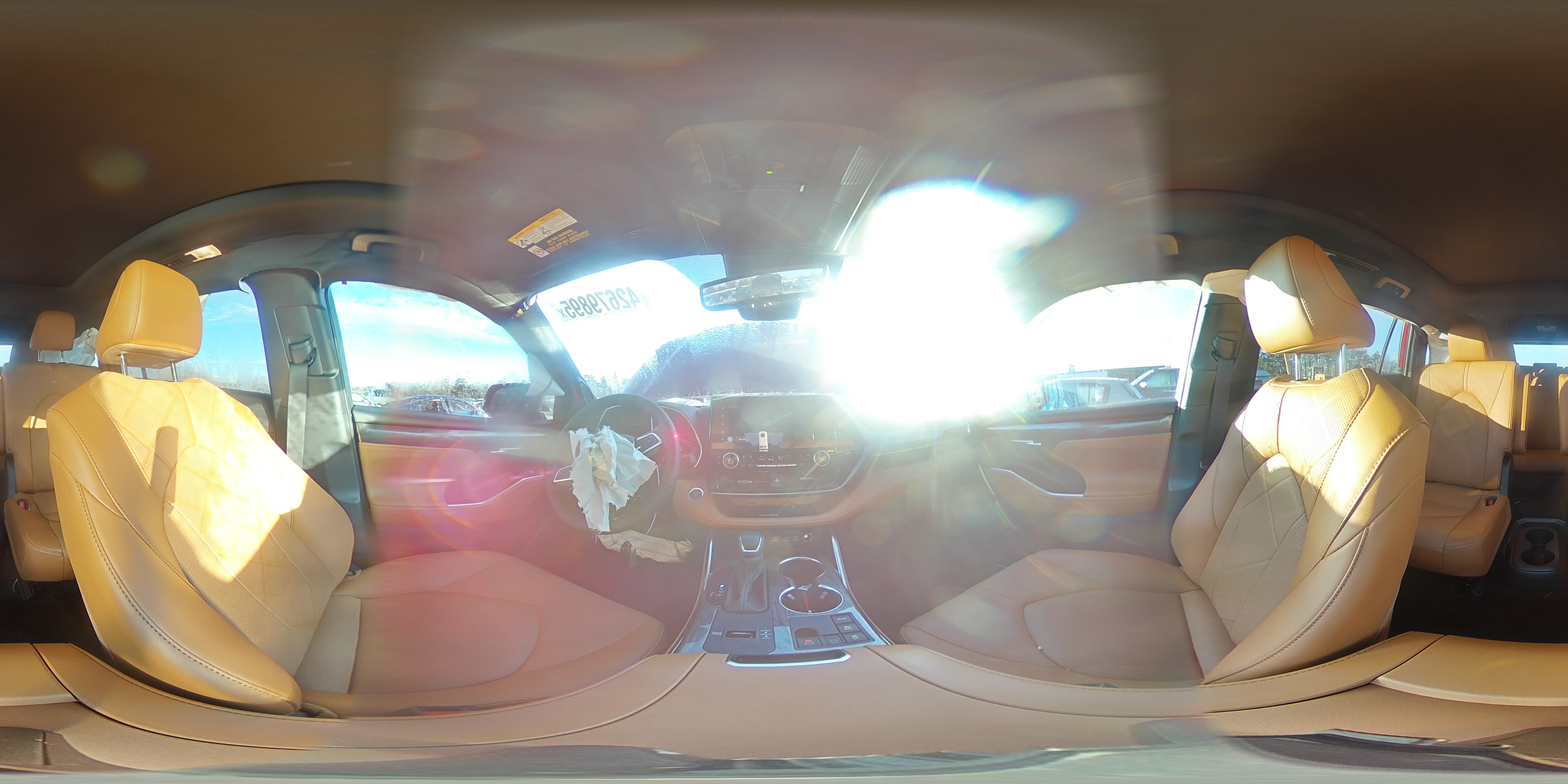 2024 Toyota Highlander - Image 14