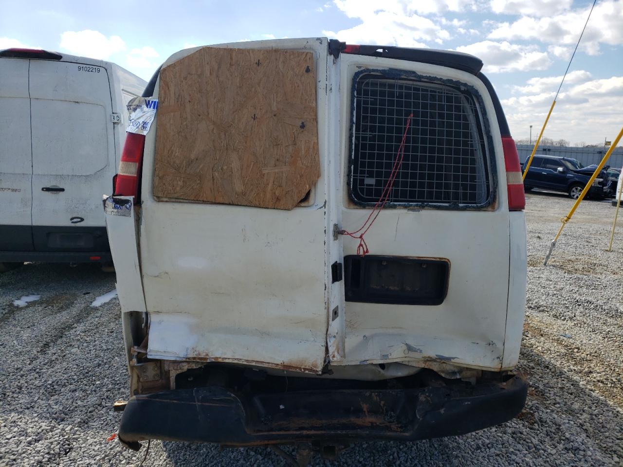 2006 Chevrolet Express - Image 6
