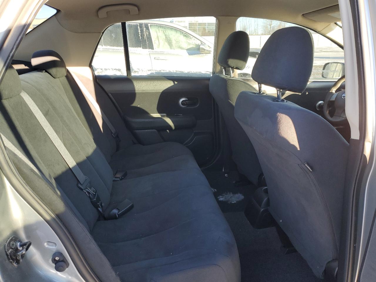 2011 Nissan Versa - Image 10