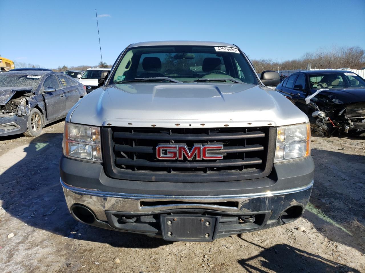 2011 GMC Sierra - Image 5