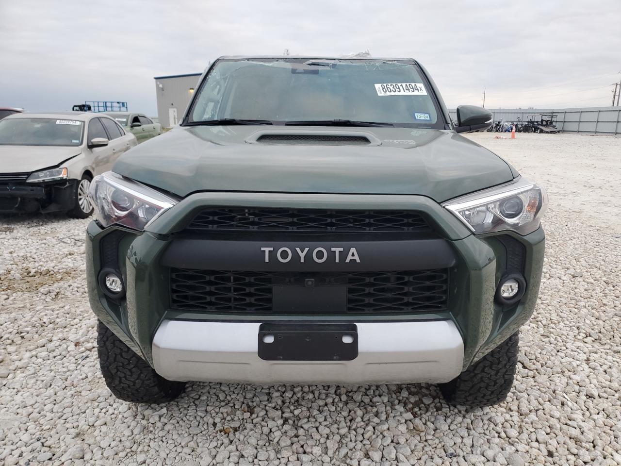 2022 Toyota 4Runner - Image 5